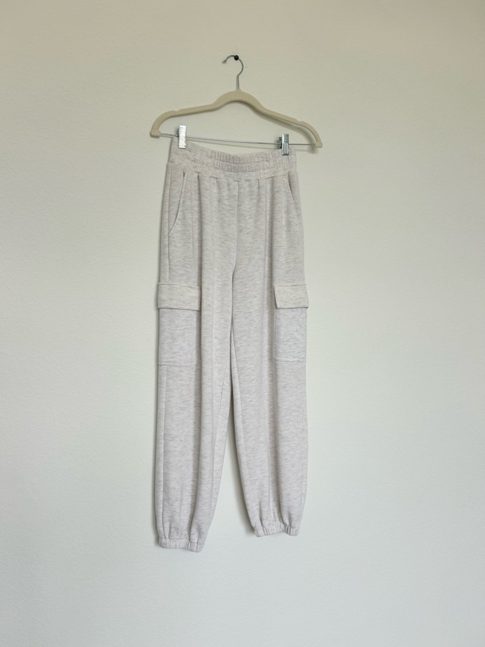 Varley Catherine Half-Zip Sweat & The Cargo Pant Set in Ivory Marl - Picture 8 of 12